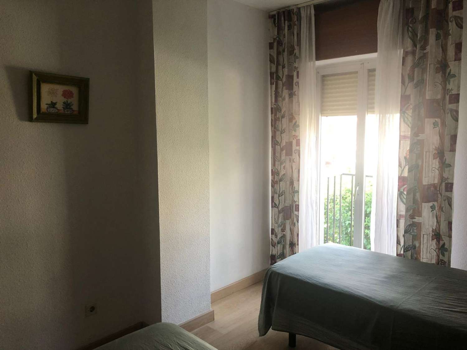 Se alquila hasta 31.5.26  y desde 10/09/2026-30/60/2027 apartamento  en centro de Fuengirola