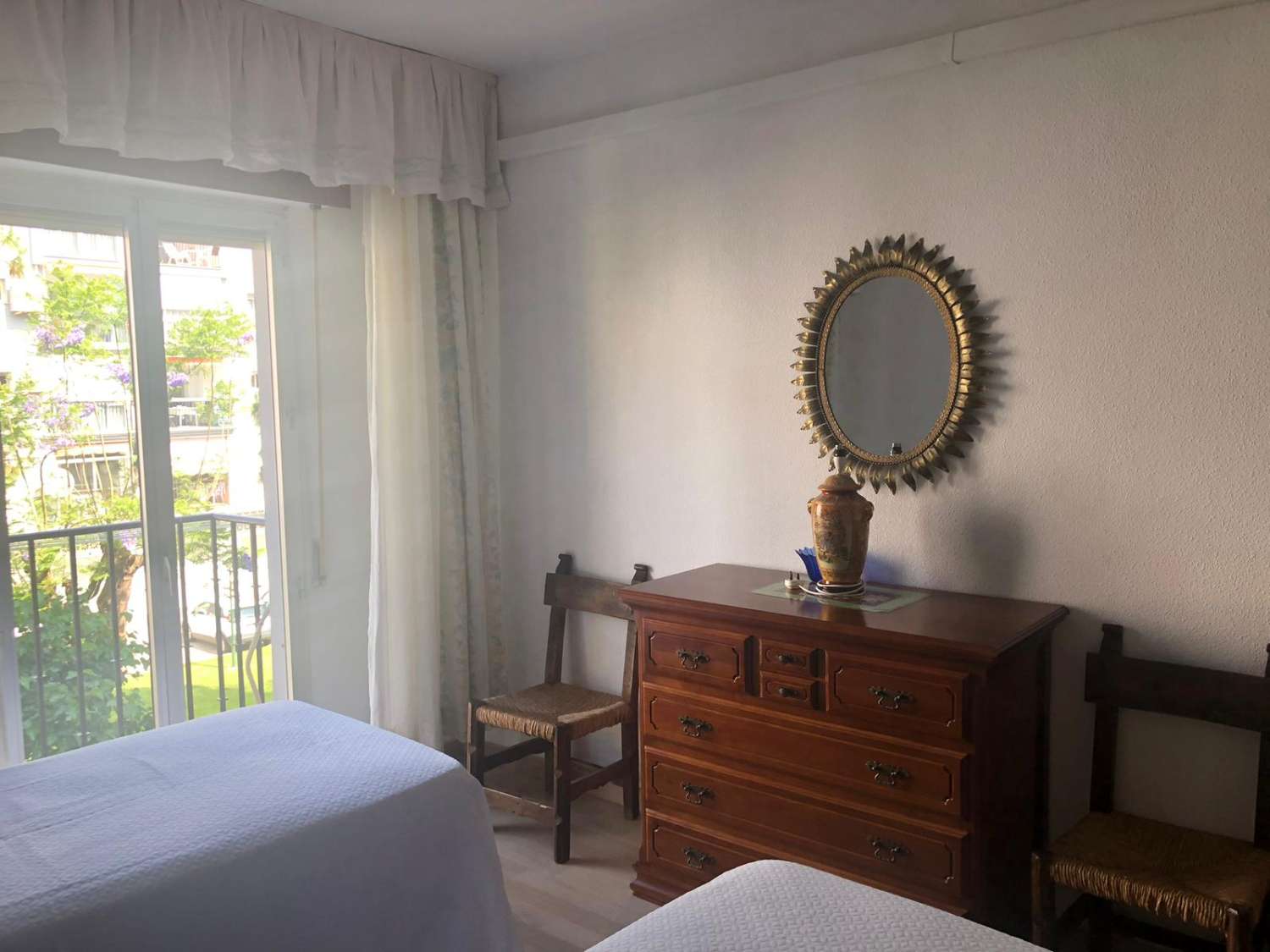 Se alquila hasta 31.5.26  y desde 10/09/2026-30/60/2027 apartamento  en centro de Fuengirola