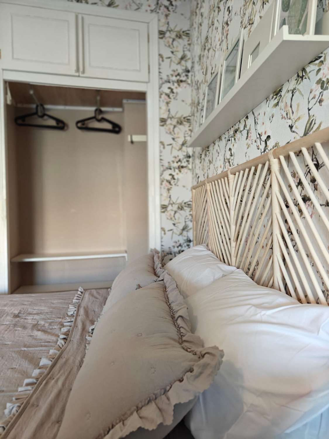 MEDIA TEMPORADA . SE ALQUILA   DESDE 01/09/2026- 30/06/2027BONITO APARTAMENTO EN LA CALA DE MIJAS (MIJAS )