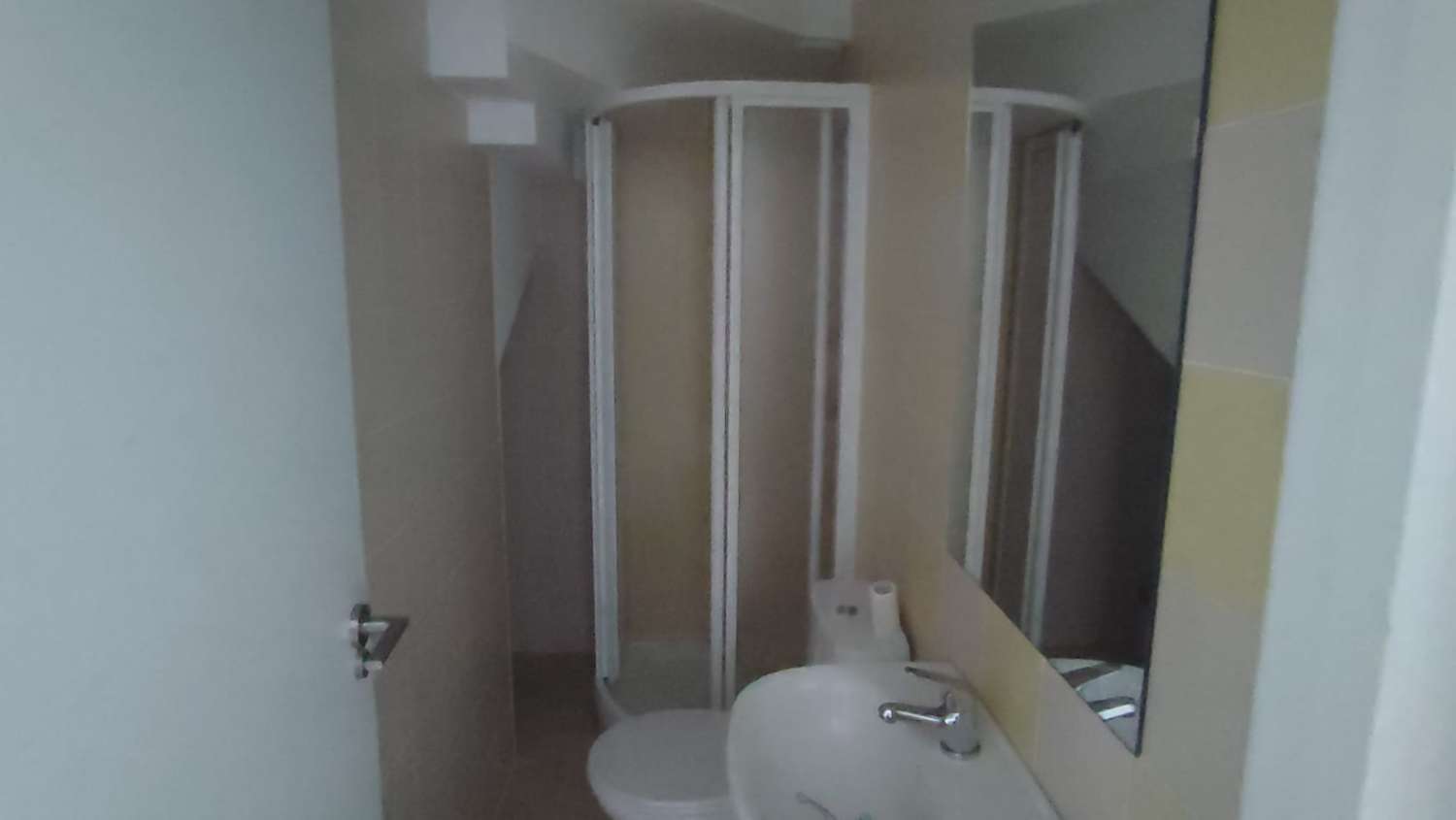 SE ALQUILA DESDE AHORA HASTA 30.6.26  BONITO DUPLEX EN ZONA RANCHO DOMINGO (BENALMADENA PUEBLO )