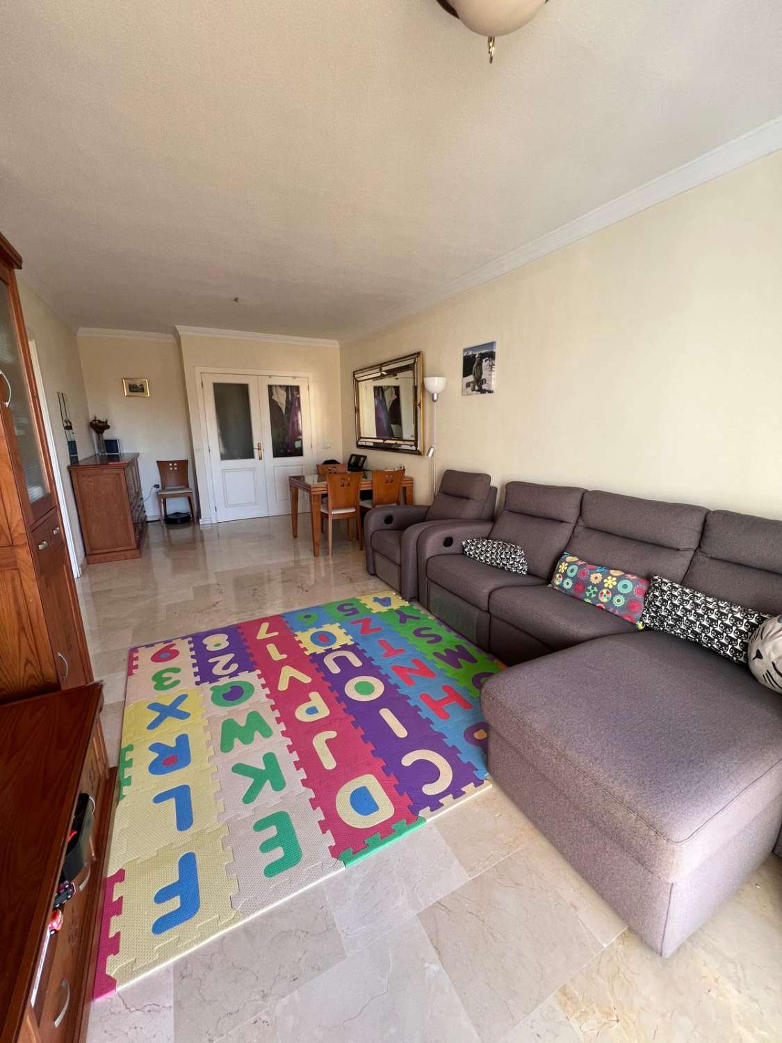 BEL APPARTEMENT À VENDRE EN PLEIN CENTRE DE FUENGIROLA