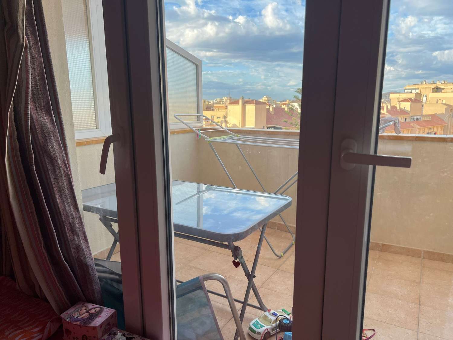 BEL APPARTEMENT À VENDRE EN PLEIN CENTRE DE FUENGIROLA