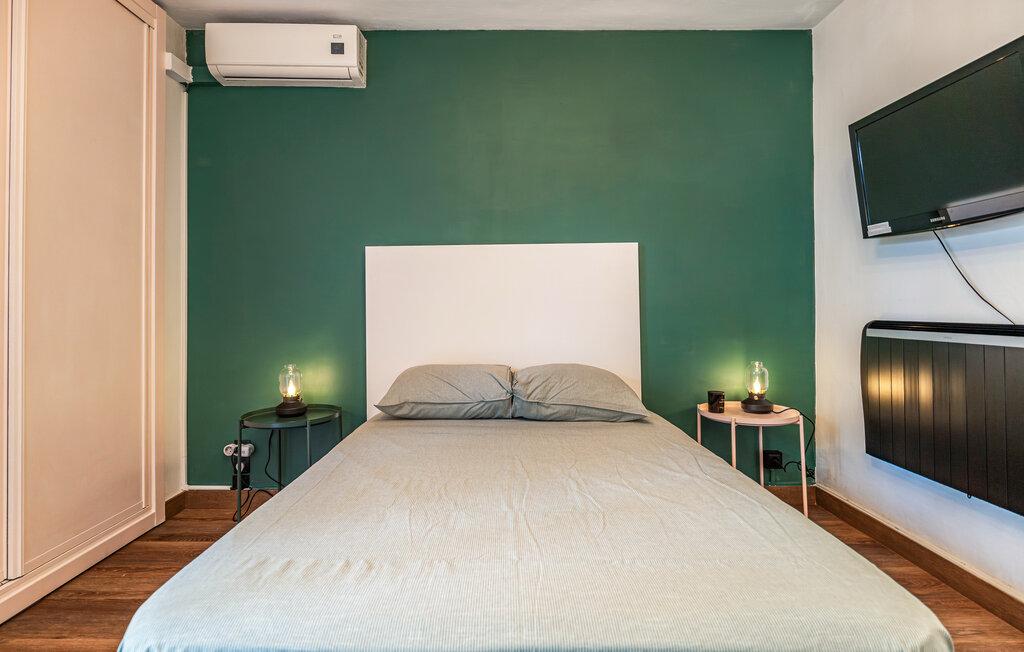 MEDIA TEMPORADA . SE ALQUILA DESDE AHORA HASTA 30.6.26 Y DESDE 01/09/2026- 30/06/2027 PRECIOSO ESTUDIO REFORMADO EN ARROYO DE LA MIEL