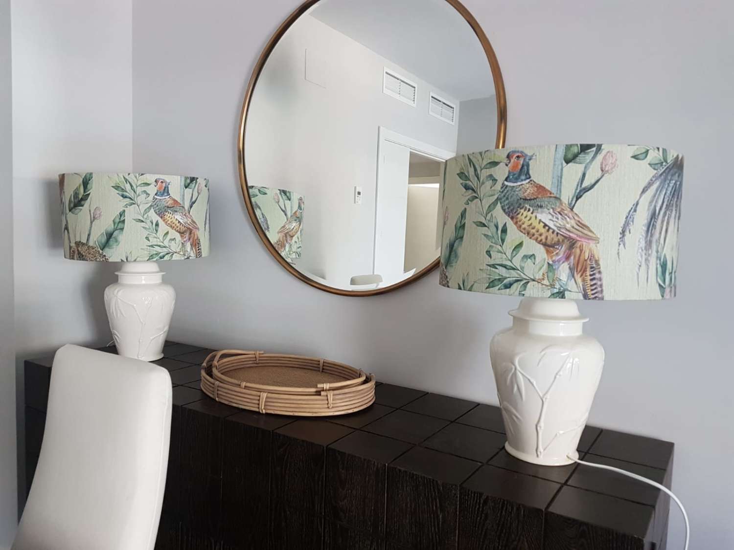 SE ALQUILA DESDE 01.10.26 - 15.6.27 MAGNIFICO APARTAMENTO ENFRENTE DE LA PLAYA EN LOS ALAMOS (TORREMOLINOS)