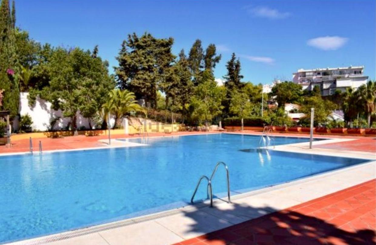 SE ALQUILA DESDE AHORA HASTA 30.6.26 y DESDE 1.9.26-30.6.27 BONITO APARTAMENTO ENTRE TORREMOLINOS Y BENALMADENA
