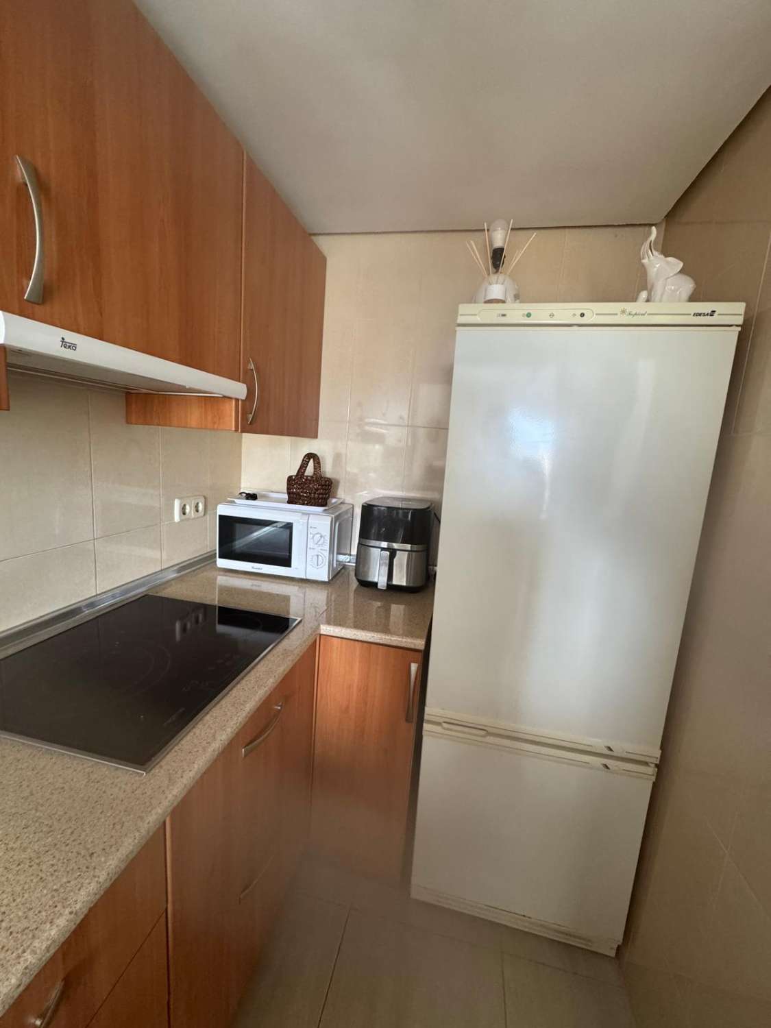 SE ALQUILA DESDE AHORA HASTA 30.6.26 y DESDE 1.9.26-30.6.27 BONITO APARTAMENTO ENTRE TORREMOLINOS Y BENALMADENA