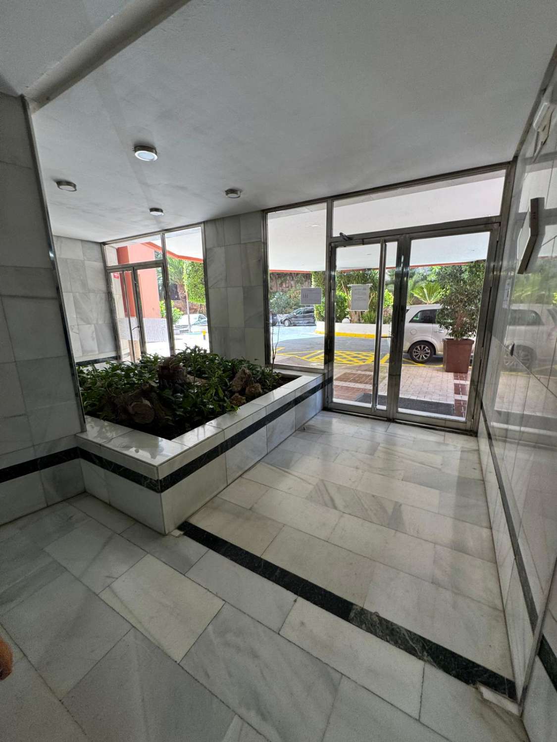 SE ALQUILA DESDE AHORA HASTA 30.6.26 y DESDE 1.9.26-30.6.27 BONITO APARTAMENTO ENTRE TORREMOLINOS Y BENALMADENA