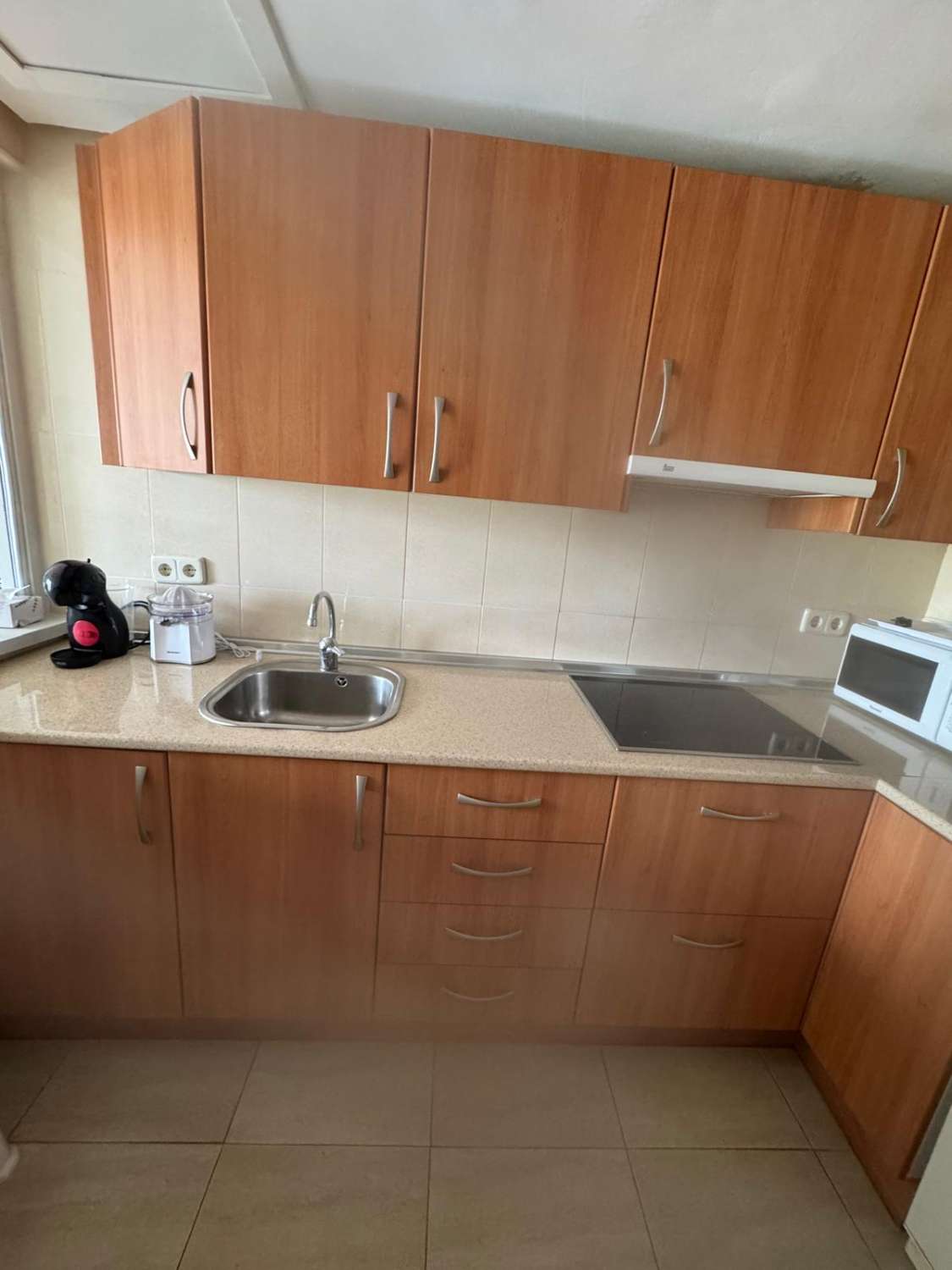 SE ALQUILA DESDE AHORA HASTA 30.6.26 y DESDE 1.9.26-30.6.27 BONITO APARTAMENTO ENTRE TORREMOLINOS Y BENALMADENA