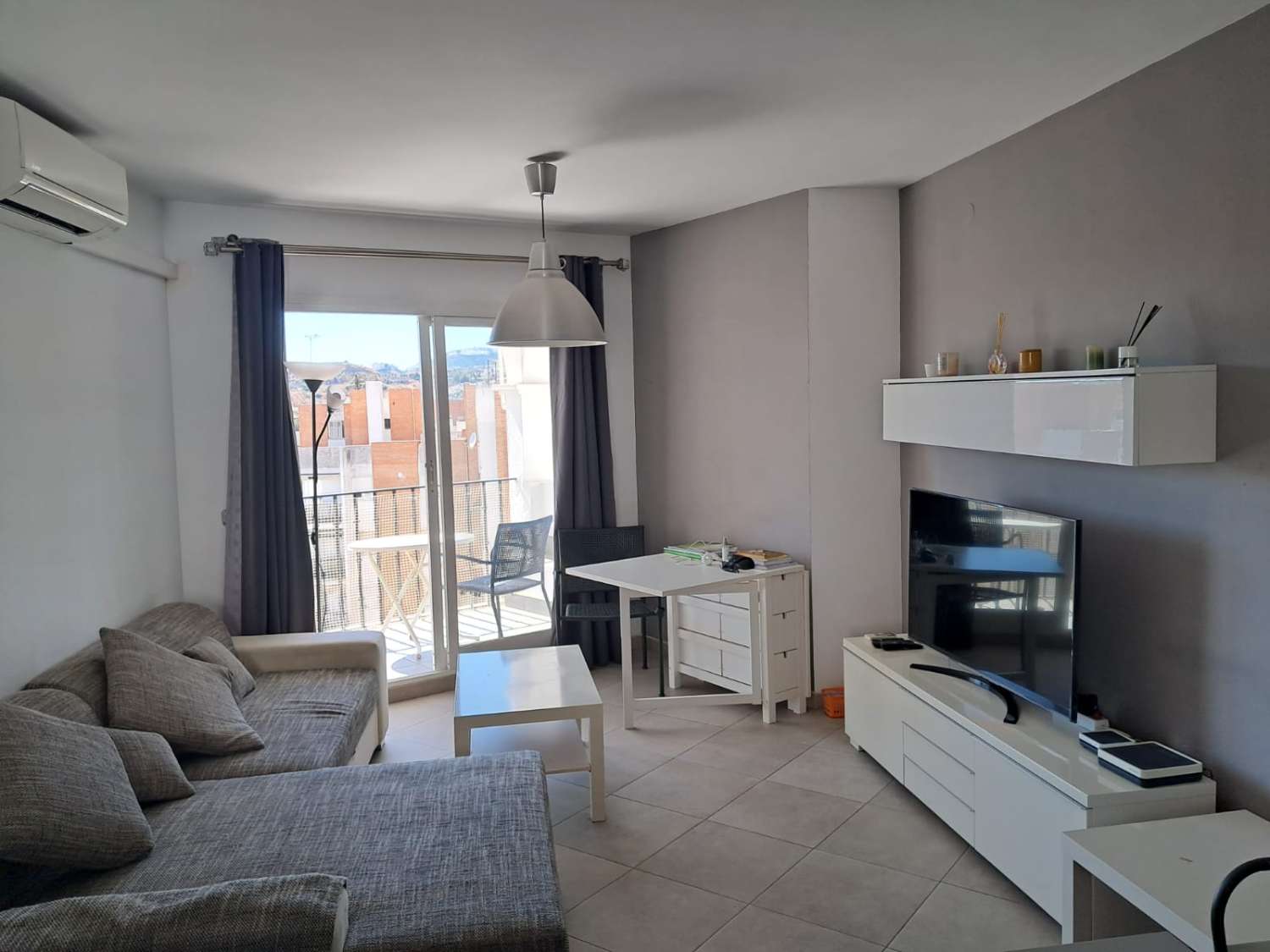 MEDIA TEMPORADA . SE ALQUILA DE 1.10.26-30.06.27 BONITO APARTAMENTOCON VISTAS AL MAR  EN CENTRO DE ARROYO DE LA MIEL