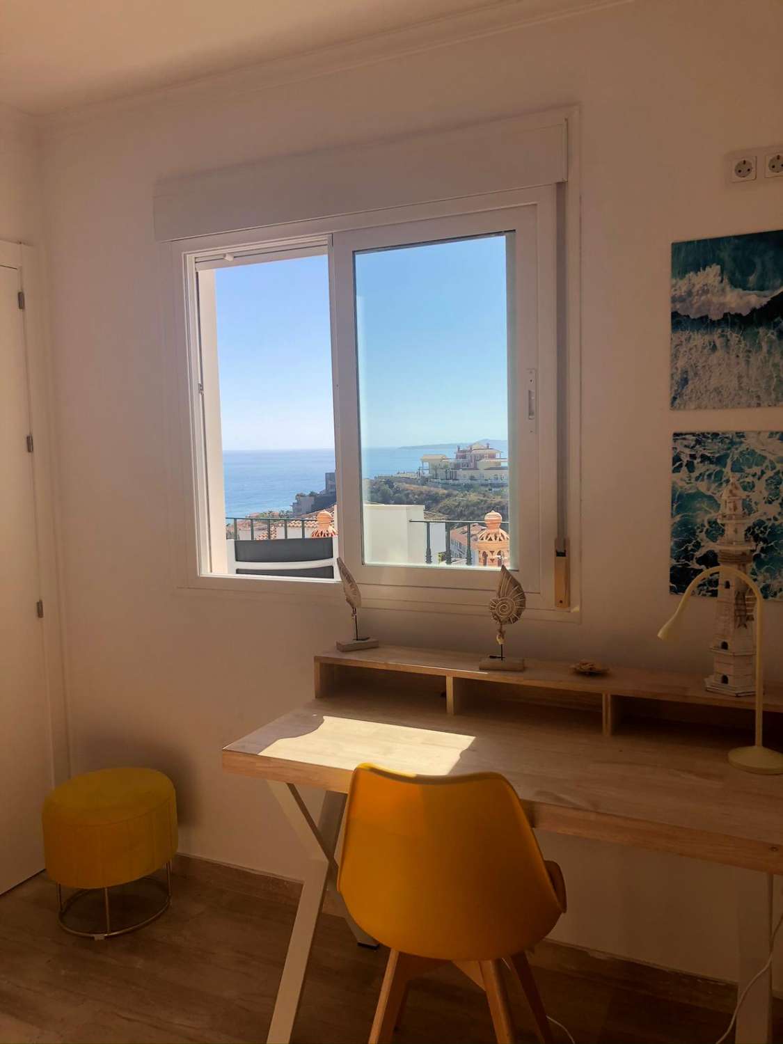 SE ALQUILA DESDE AHORA HASTA 30.6.26 Y DESDE 1.9.26-30.6.27 PRECIOSO APARTAMENTO CON VISTAS AL MAR EN BENALMADENA