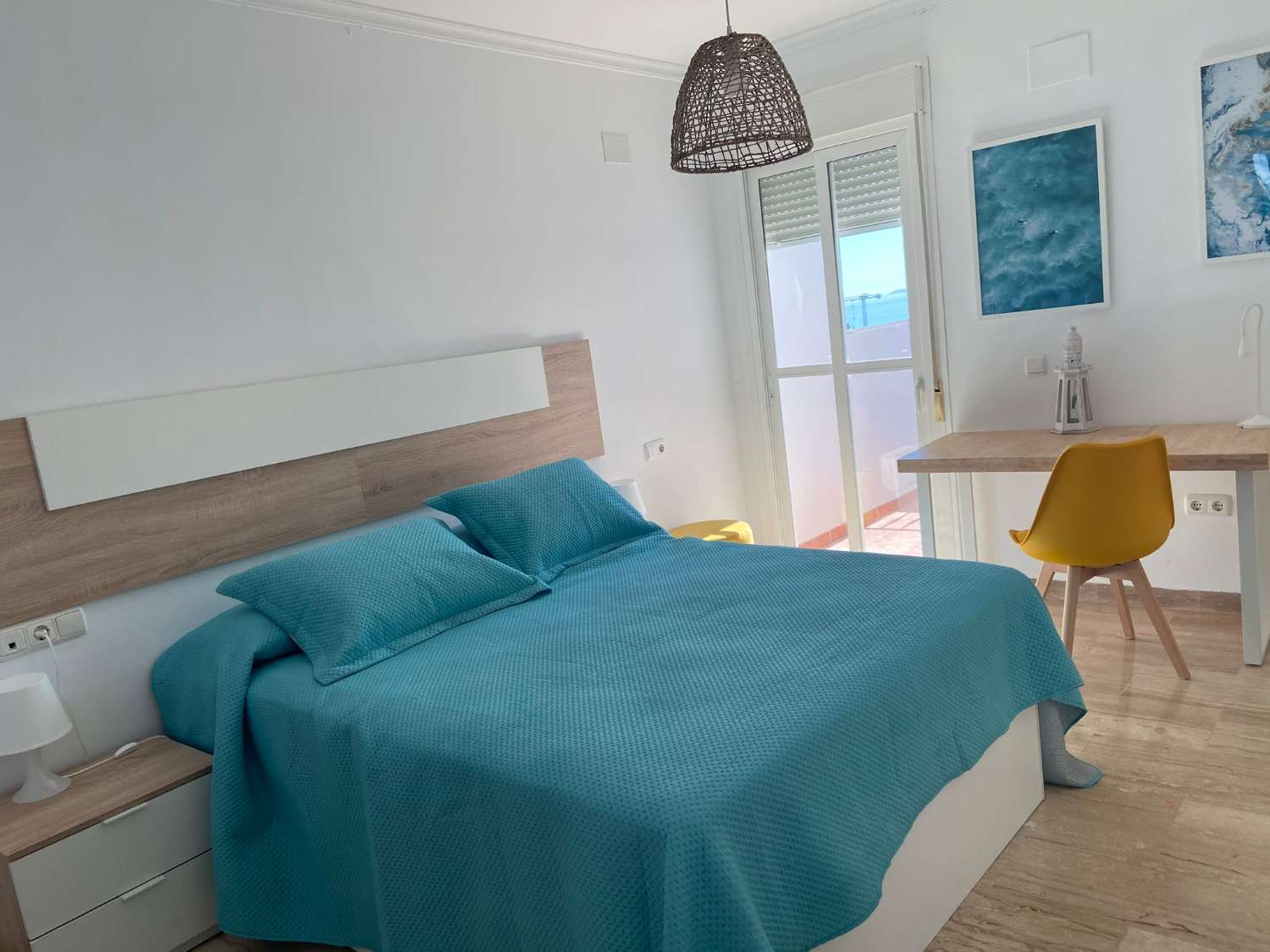 SE ALQUILA DESDE AHORA HASTA 30.6.26 Y DESDE 1.9.26-30.6.27 PRECIOSO APARTAMENTO CON VISTAS AL MAR EN BENALMADENA