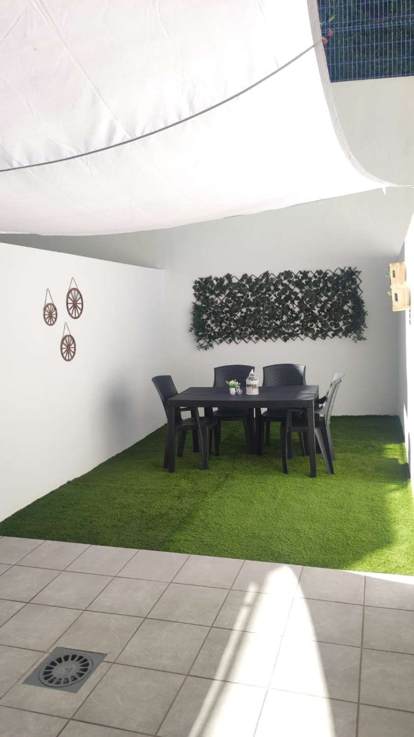 . SE ALQUILA DESDE AHORA HASTA 30.6.26 BONITO APARTAMENTO CERCA DE LA PLAYA EN BENALMADENA