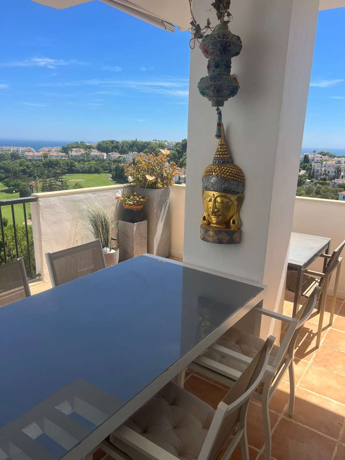 SE ALQUILA DESDE 01/09/2026 HASTA 30/06/2027 MAGNIFICO APARTAMENTO CON IMPRESIONANTES VISTAS AL MAR EN MIJAS