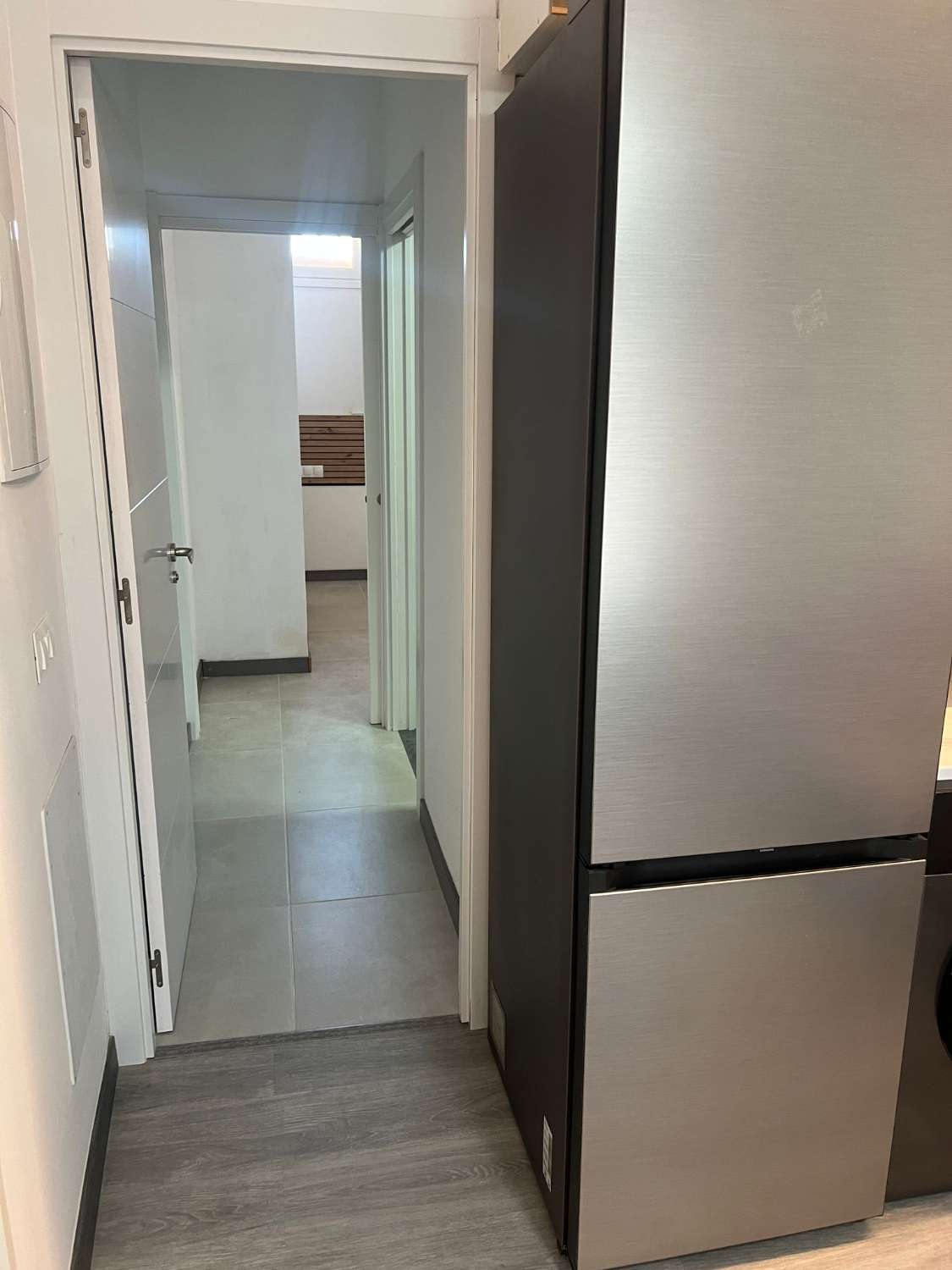 SE ALQUILA DE LARGA TEMPORADA DESDE 1 DE NOVIEMBRE DE 2025 BONITO APARTAMENTO EN MONTEMAR ( TORREMOLINOS)