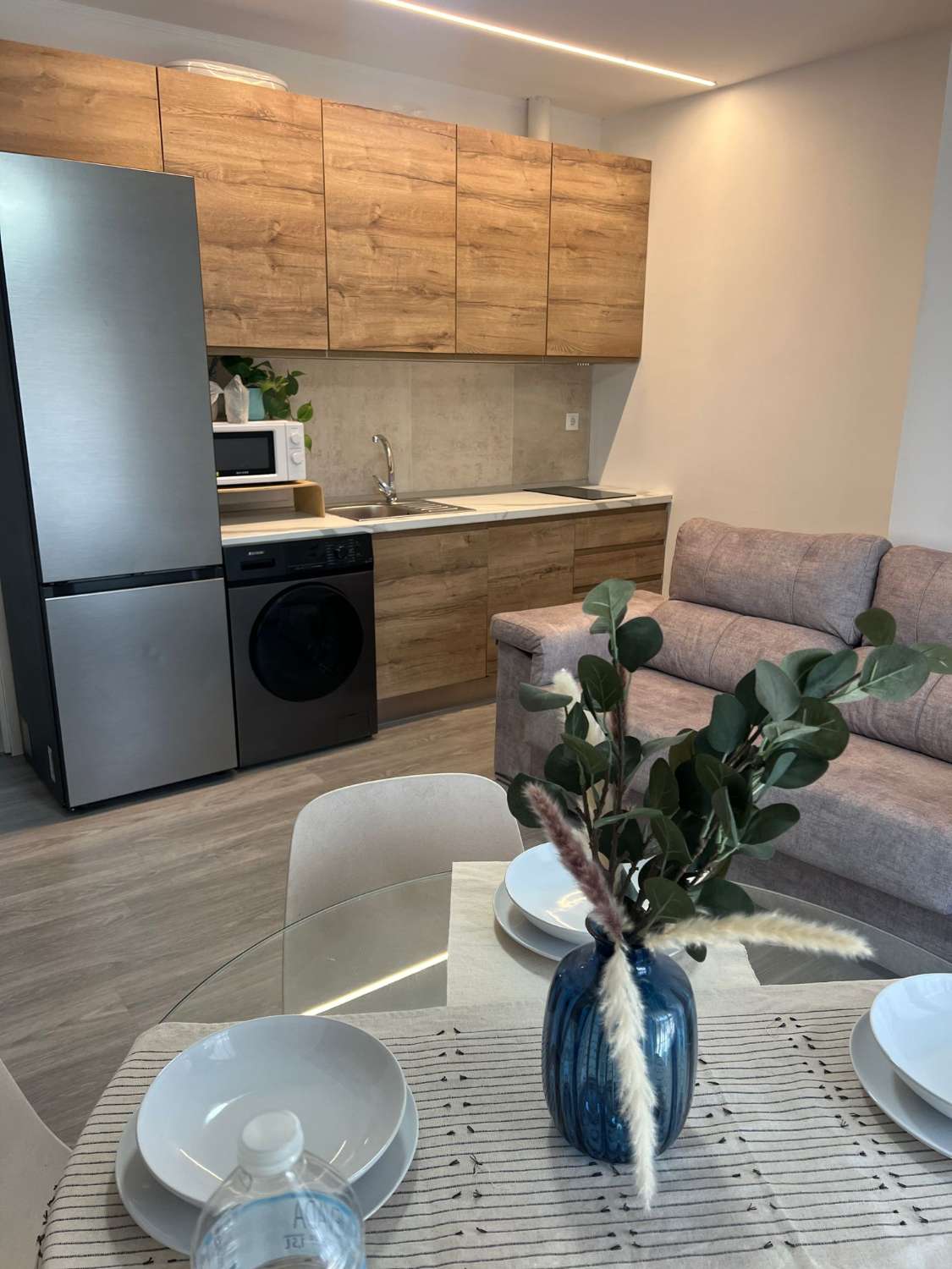 SE ALQUILA DE LARGA TEMPORADA DESDE 1 DE NOVIEMBRE DE 2025 BONITO APARTAMENTO EN MONTEMAR ( TORREMOLINOS)