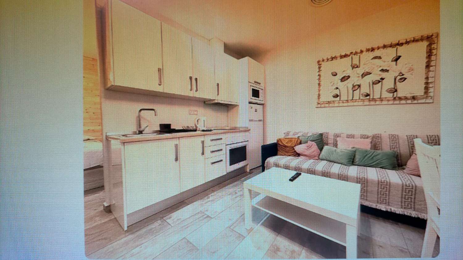 SE ALQUILA DESDE 1.9.26 -31.5.27 ESTUDIO EN LA CARIHUELA (TORREMOLINOS)