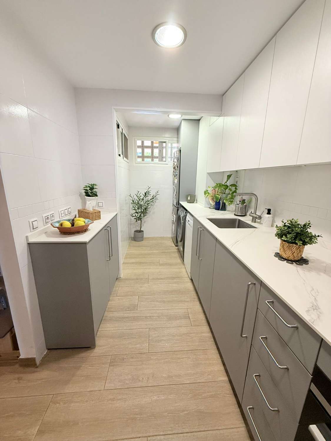 SE VENDE PRECIOSO APARTAMENTO EN ZONA LA CALA DE MIJAS (MIJAS COSTA)