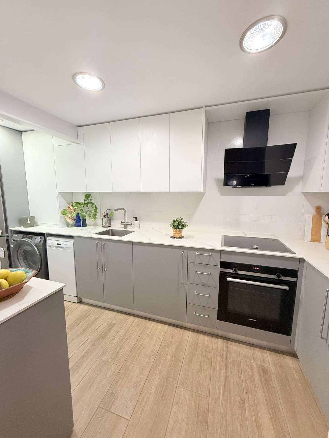 SE VENDE PRECIOSO APARTAMENTO EN ZONA LA CALA DE MIJAS (MIJAS COSTA)