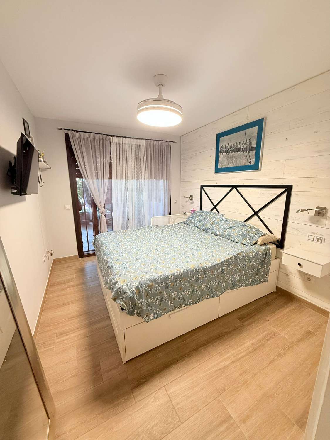 SE VENDE PRECIOSO APARTAMENTO EN ZONA LA CALA DE MIJAS (MIJAS COSTA)