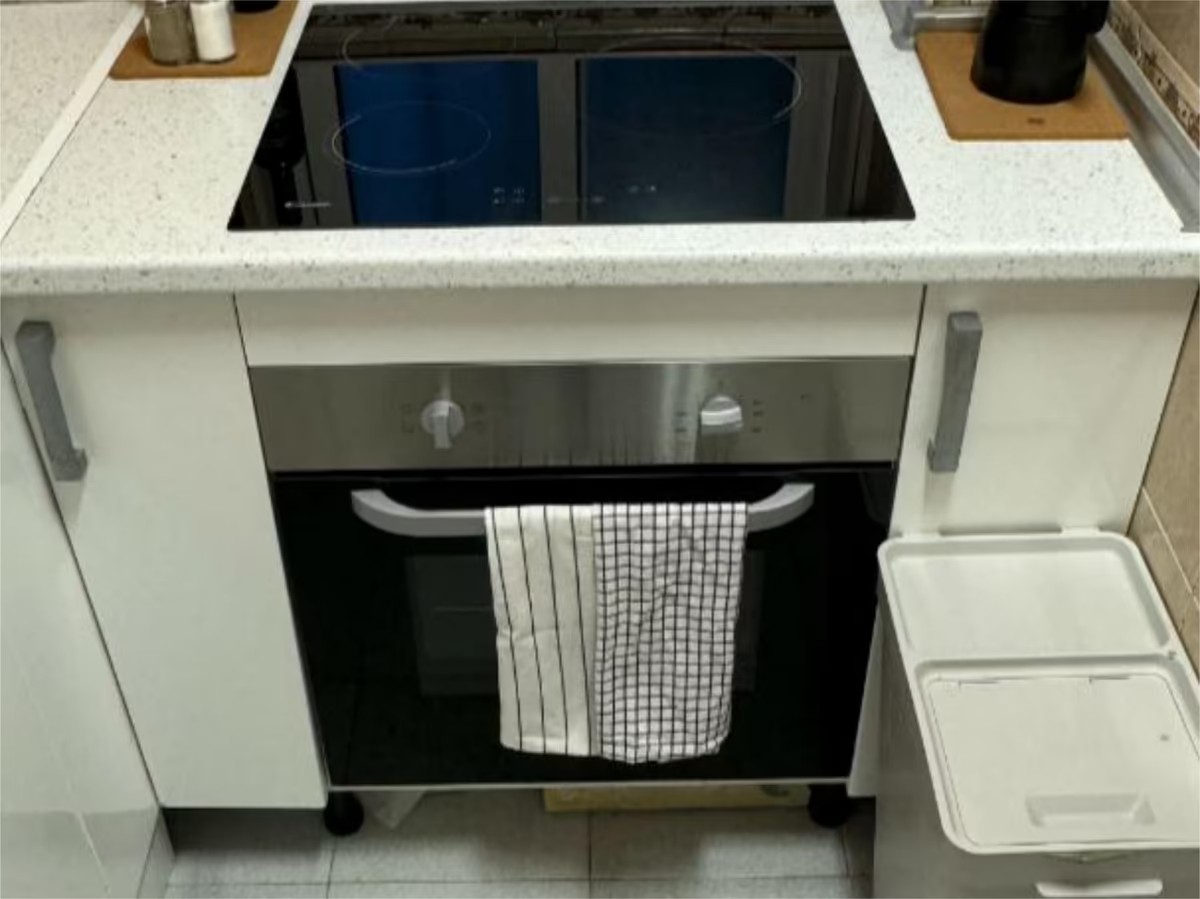 SE ALQUILA DESDE 01/02026 HASTA 30.6.27 BONITO DUPLEX AMUEBLADO CON VISTAS AL MAR EN TORREMOLINOS