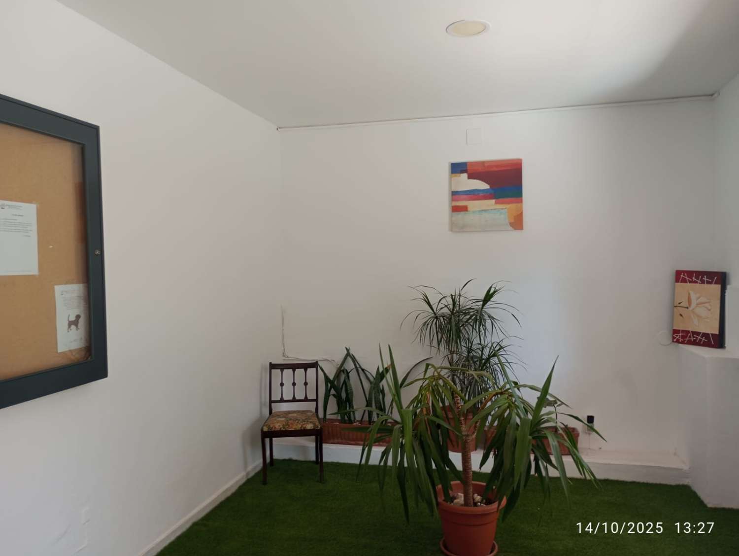 LEILIGHET MED HAVUTSIKT FORAN TIL SALGS I MONTEMAR-OMRÅDET (TORREMOLINOS)