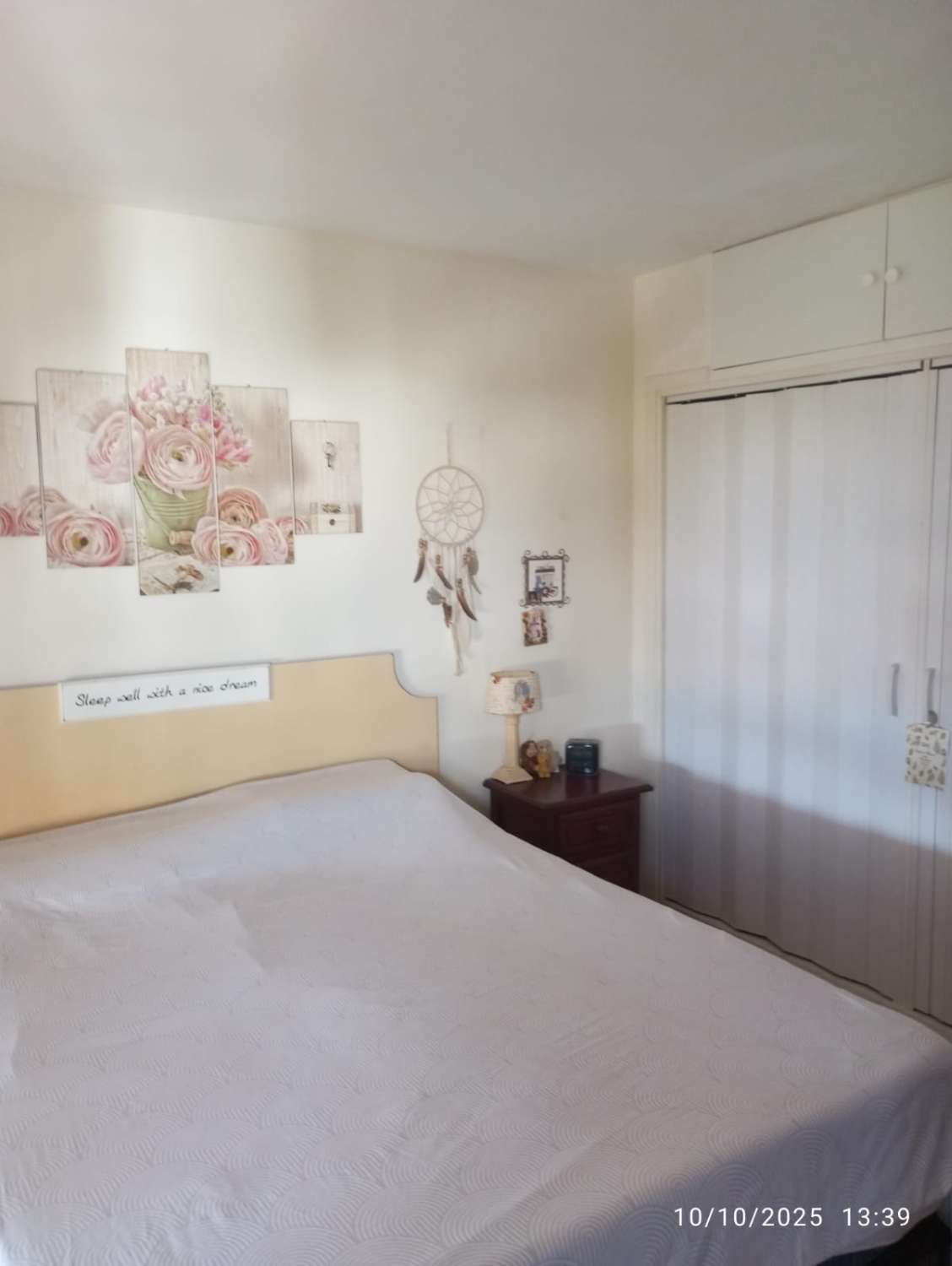 LEILIGHET MED HAVUTSIKT FORAN TIL SALGS I MONTEMAR-OMRÅDET (TORREMOLINOS)