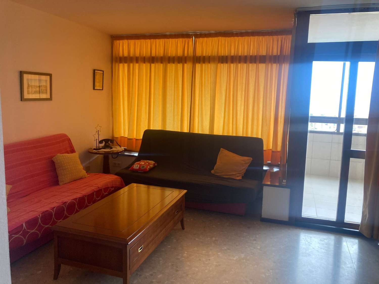 SE ALQUILA  POR  LARGA  TEMPORADA  DESDE SEPTIEMBRE 2026 BONITO APARTAMENTO  CON VISTAS AL MAR EN PLAYAMAR (TORREMOLINOS)