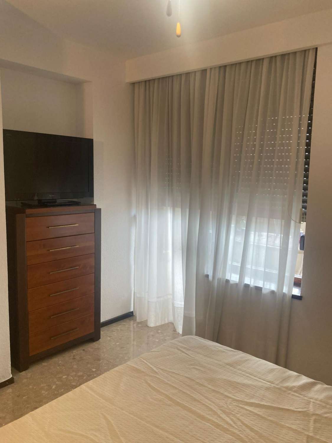 SE ALQUILA  POR  LARGA  TEMPORADA  DESDE SEPTIEMBRE 2026 BONITO APARTAMENTO  CON VISTAS AL MAR EN PLAYAMAR (TORREMOLINOS)