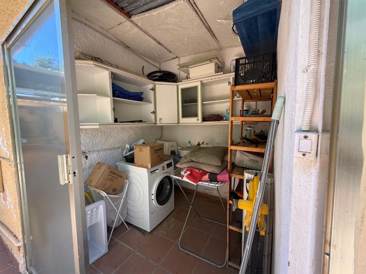 SE VENDE VILLA CON VISTAS AL MAR  EN MONTEALTO PARA REFORMAR  (BENALMADENA)