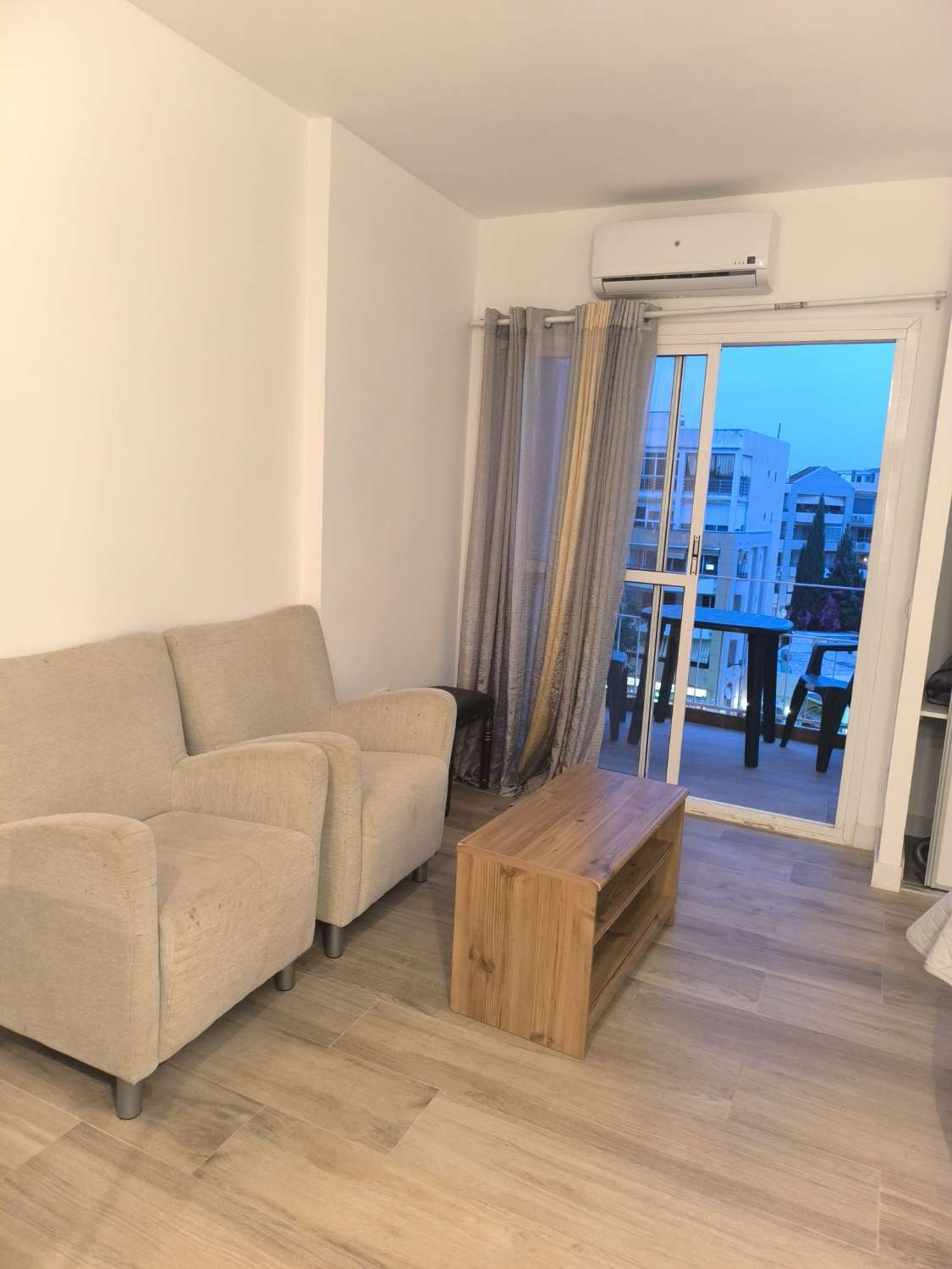 DESDE 01/03/2026 HASTA 30/06/2026 EN ZONA CENTRO (BENALMADENA).