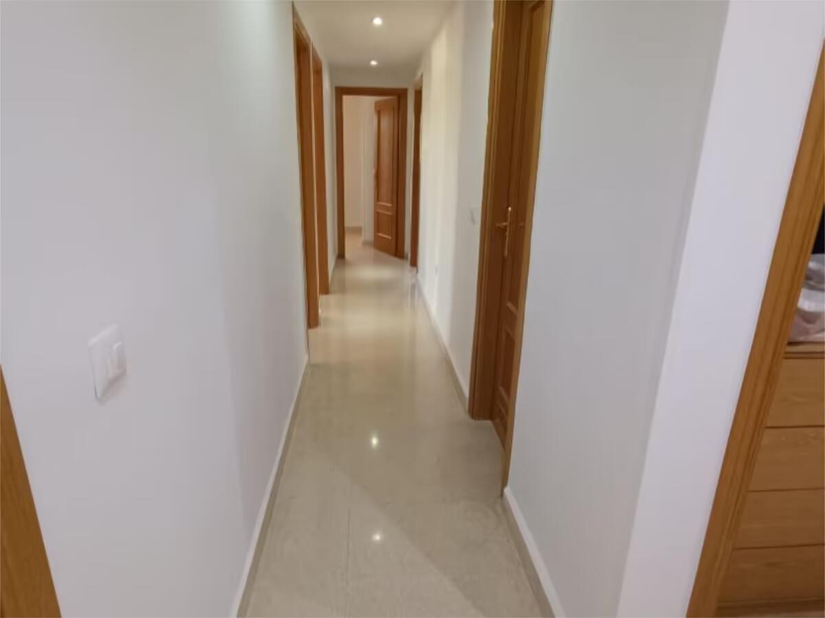 SE VENDE BONITO  PISO CON VISTAS AL MAR EN TORREMOLINOS ZONA EL PINILLO