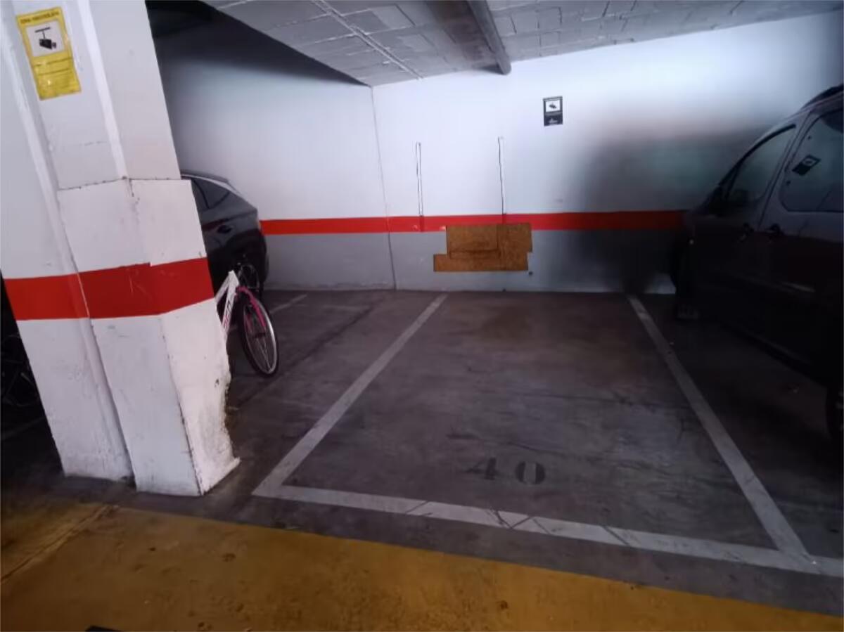 SE VENDE BONITO  PISO CON VISTAS AL MAR EN TORREMOLINOS ZONA EL PINILLO