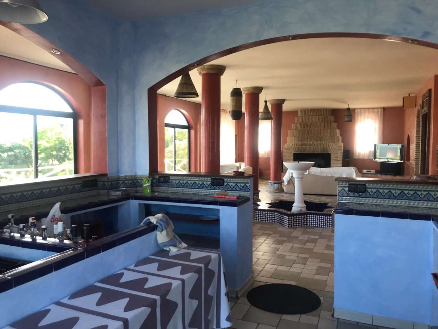 Se alquilla desde Marzo 2026 a Diciembre 2026 bonita villa independiente con vistas al mar  muy privada cerca de Benalmadena Pueblo