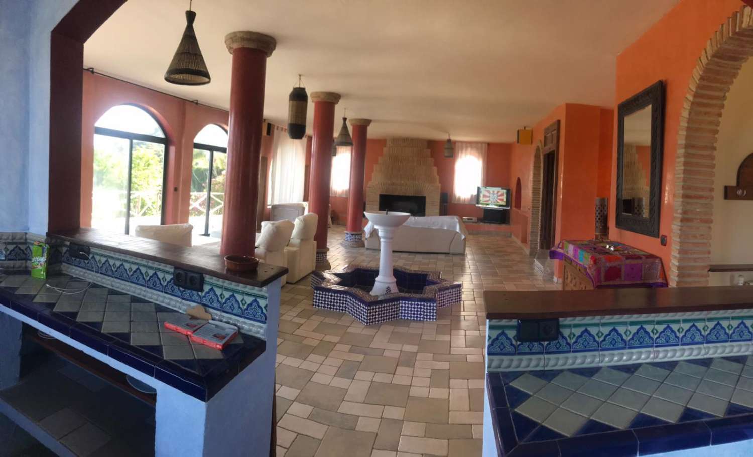 Se alquilla desde Marzo 2026 a Diciembre 2026 bonita villa independiente con vistas al mar  muy privada cerca de Benalmadena Pueblo