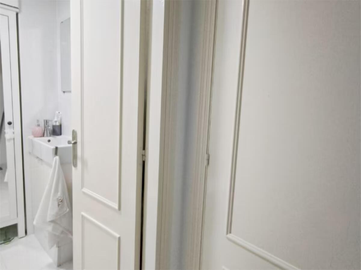 SE VENDE BONITO APARTAMENTO CON VISTAS AL MAR  EN TORREMOLINOS