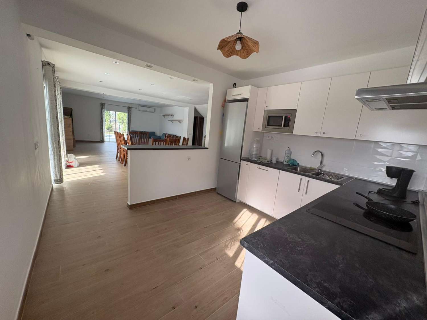 SE ALQUILA POR LARGA TEMPORADA PRECIOSA VILLA EN EL CAMPO EN LA ZONA DE LA ALQUERIA (MIJAS)