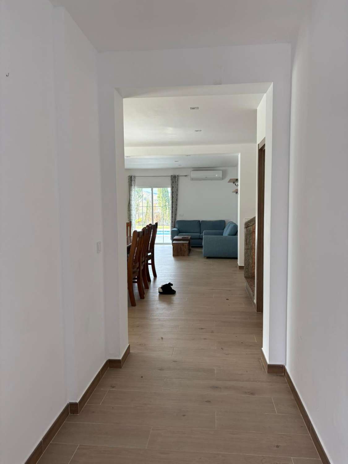 SE ALQUILA POR LARGA TEMPORADA PRECIOSA VILLA EN EL CAMPO EN LA ZONA DE LA ALQUERIA (MIJAS)