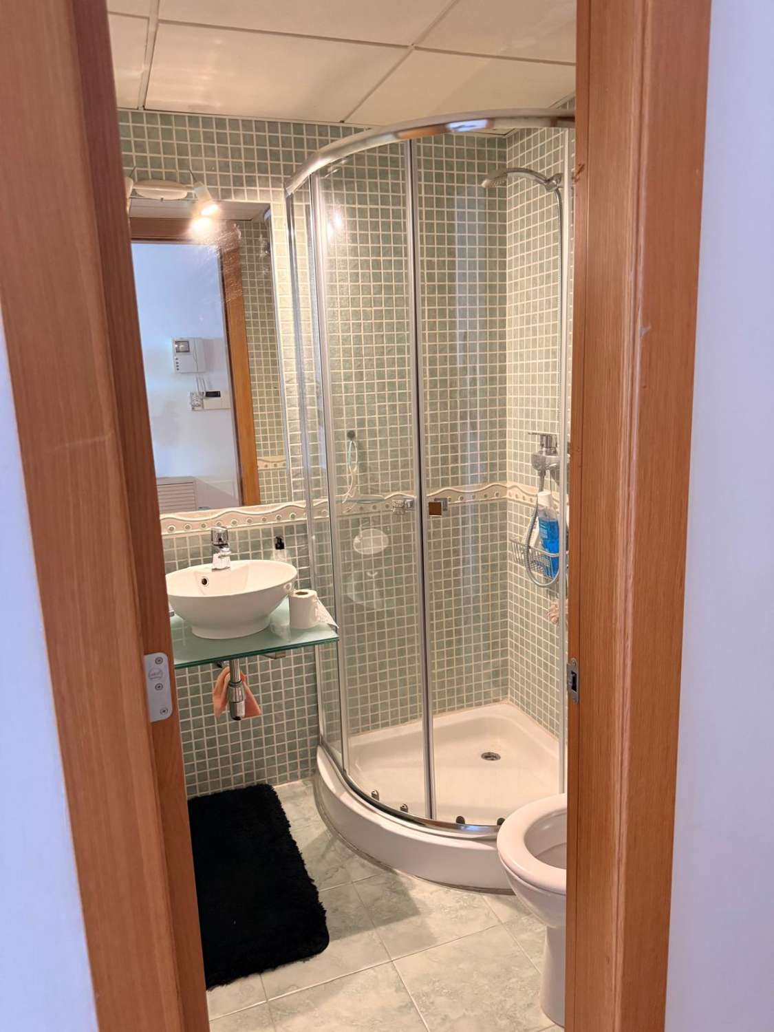 LARGA TEMPORADA DESDE SEPTIEMBRE  SE ALQUILA  BONITO  APARTAMENTO CON VISTAS AL MAR  EN ALTOS DEL HIGUERON
