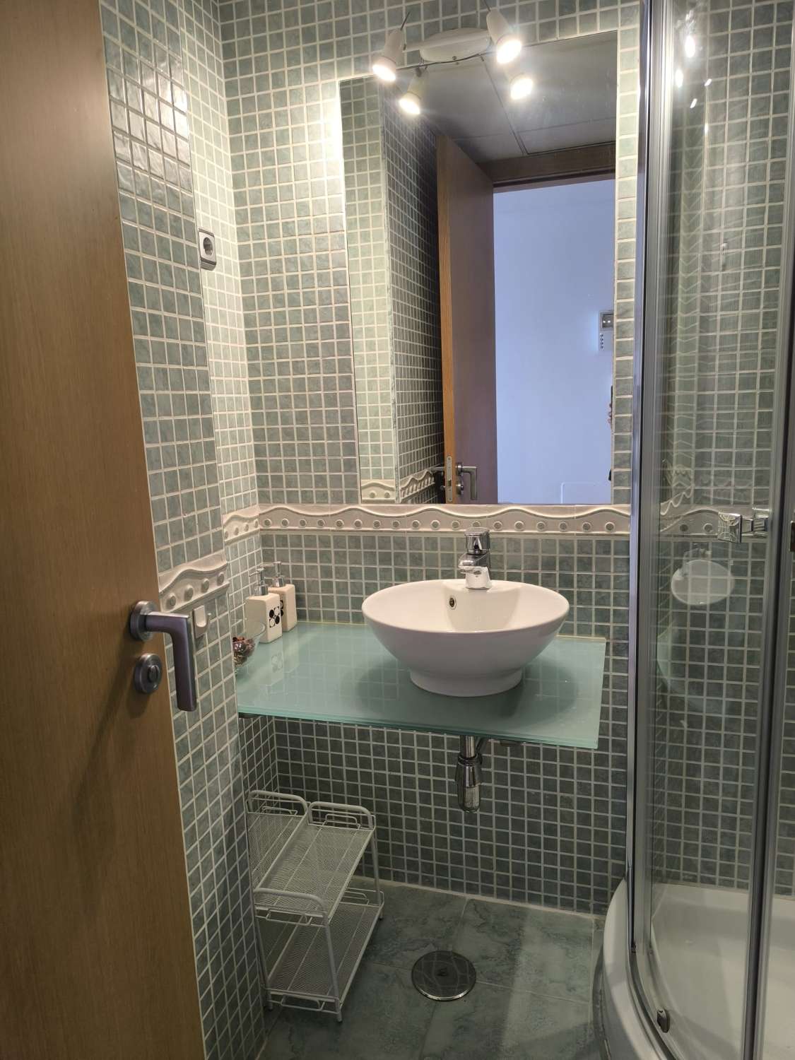 LARGA TEMPORADA SE ALQUILA  DESDE AHORA  BONITO  APARTAMENTO CON VISTAS AL MAR  EN ALTOS DEL HIGUERON