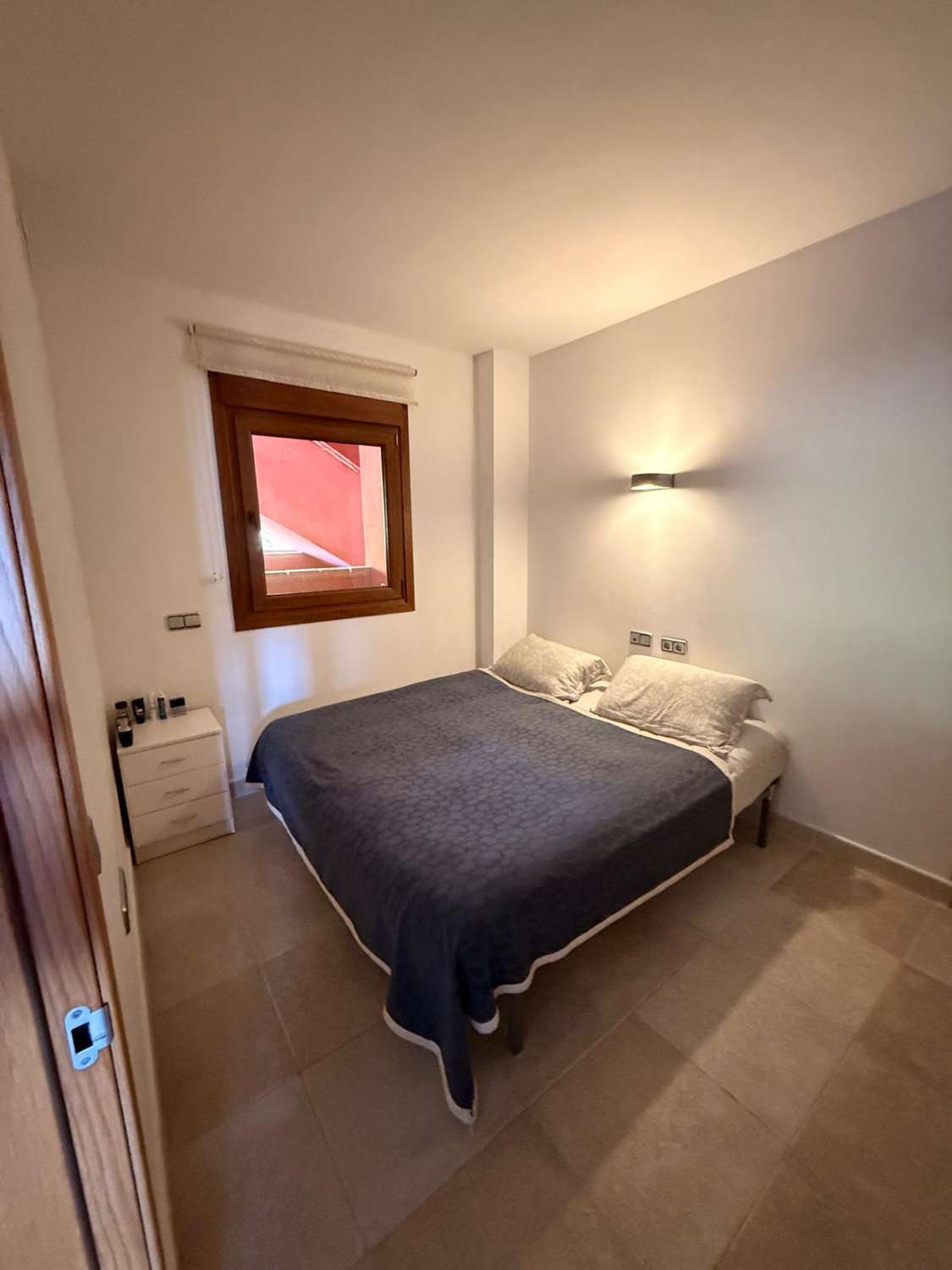 LARGA TEMPORADA DESDE SEPTIEMBRE  SE ALQUILA  BONITO  APARTAMENTO CON VISTAS AL MAR  EN ALTOS DEL HIGUERON