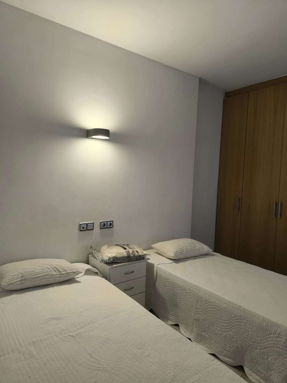 LARGA TEMPORADA SE ALQUILA  DESDE AHORA  BONITO  APARTAMENTO CON VISTAS AL MAR  EN ALTOS DEL HIGUERON