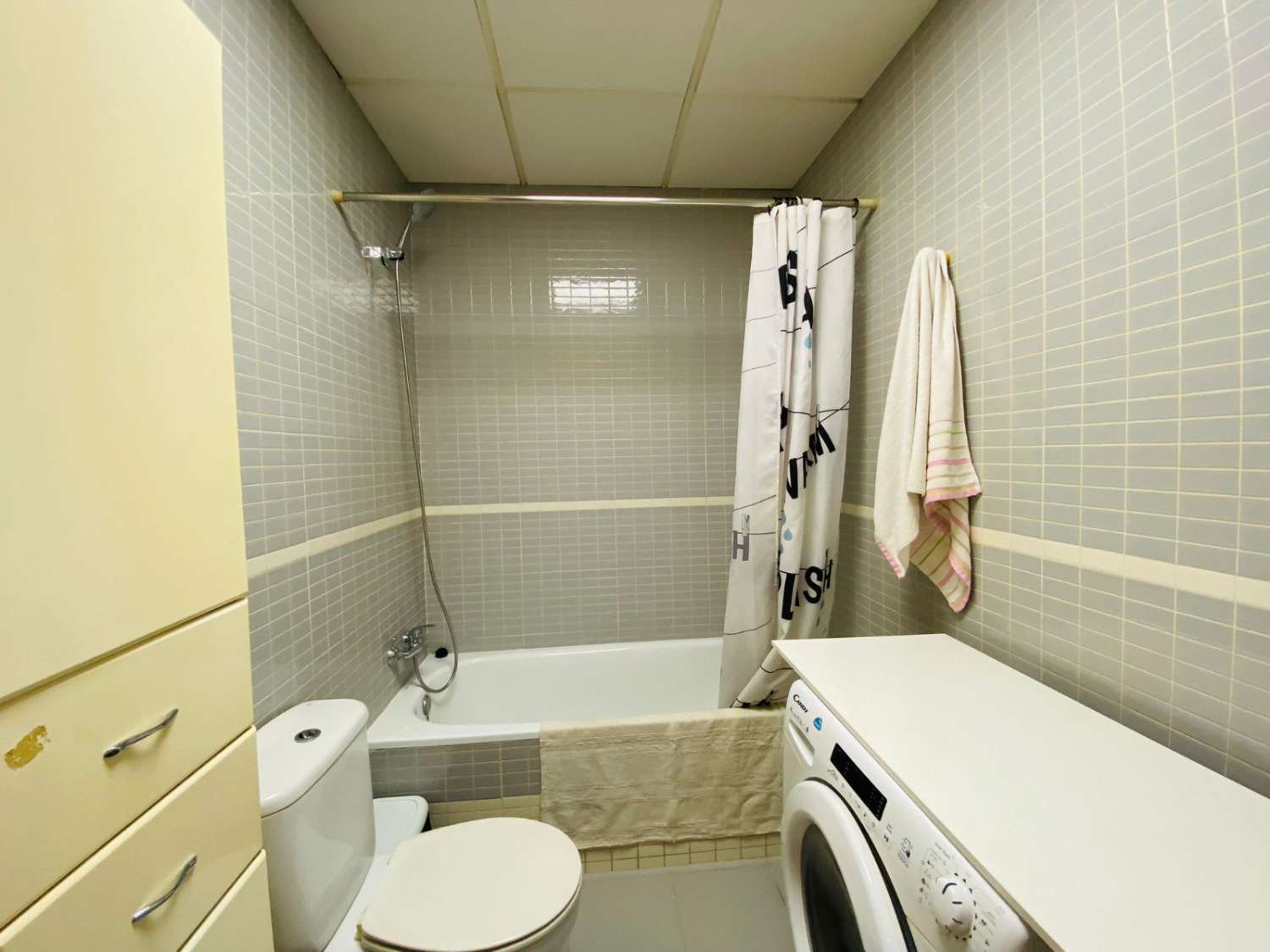 Se alquila desde  ahora  - 31/05/2026 y desde 1.9.26-31-5-27   bonito apartamento en  Benalmádena.