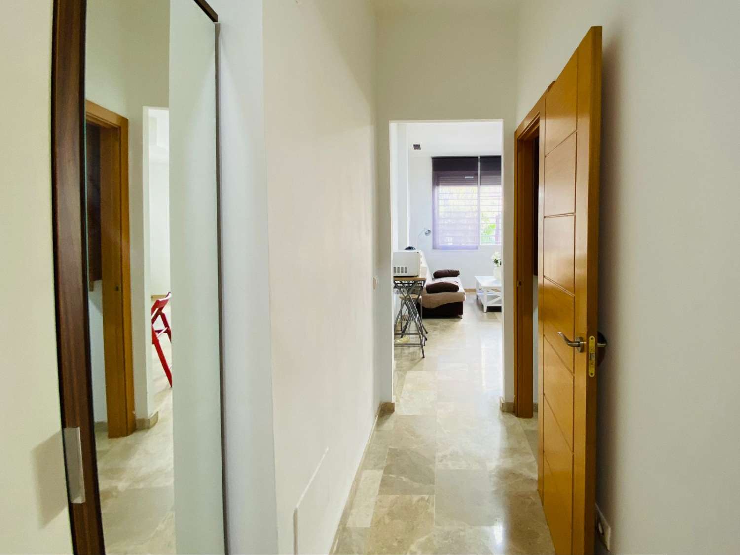 Se alquila desde  ahora  - 31/05/2026 y desde 1.9.26-31-5-27   bonito apartamento en  Benalmádena.