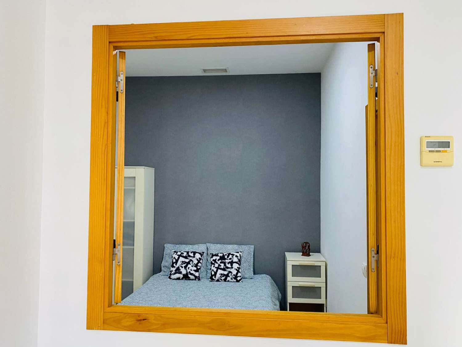 Se alquila desde  ahora  - 31/05/2026 y desde 1.9.26-31-5-27   bonito apartamento en  Benalmádena.