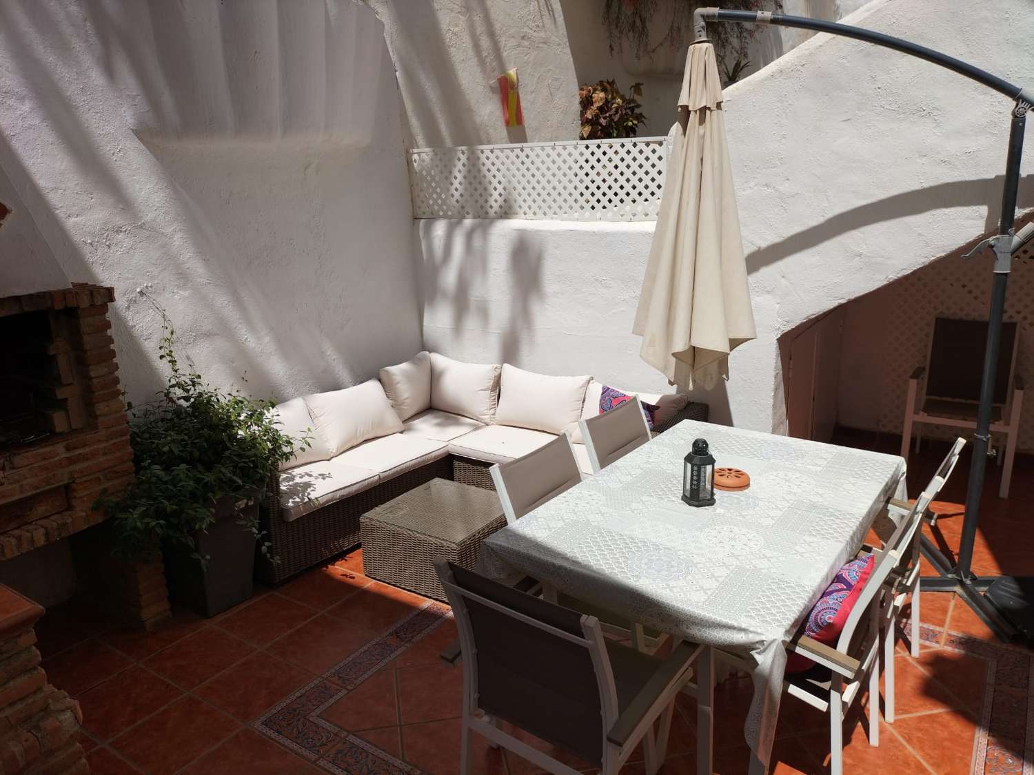 SE ALQUILA POR LARGA TEMPORADA  DESDE 1.9.26 PRECIOSO CHALET ADOSADO EN BENALMÁDENA, TORREQUEBRADA.