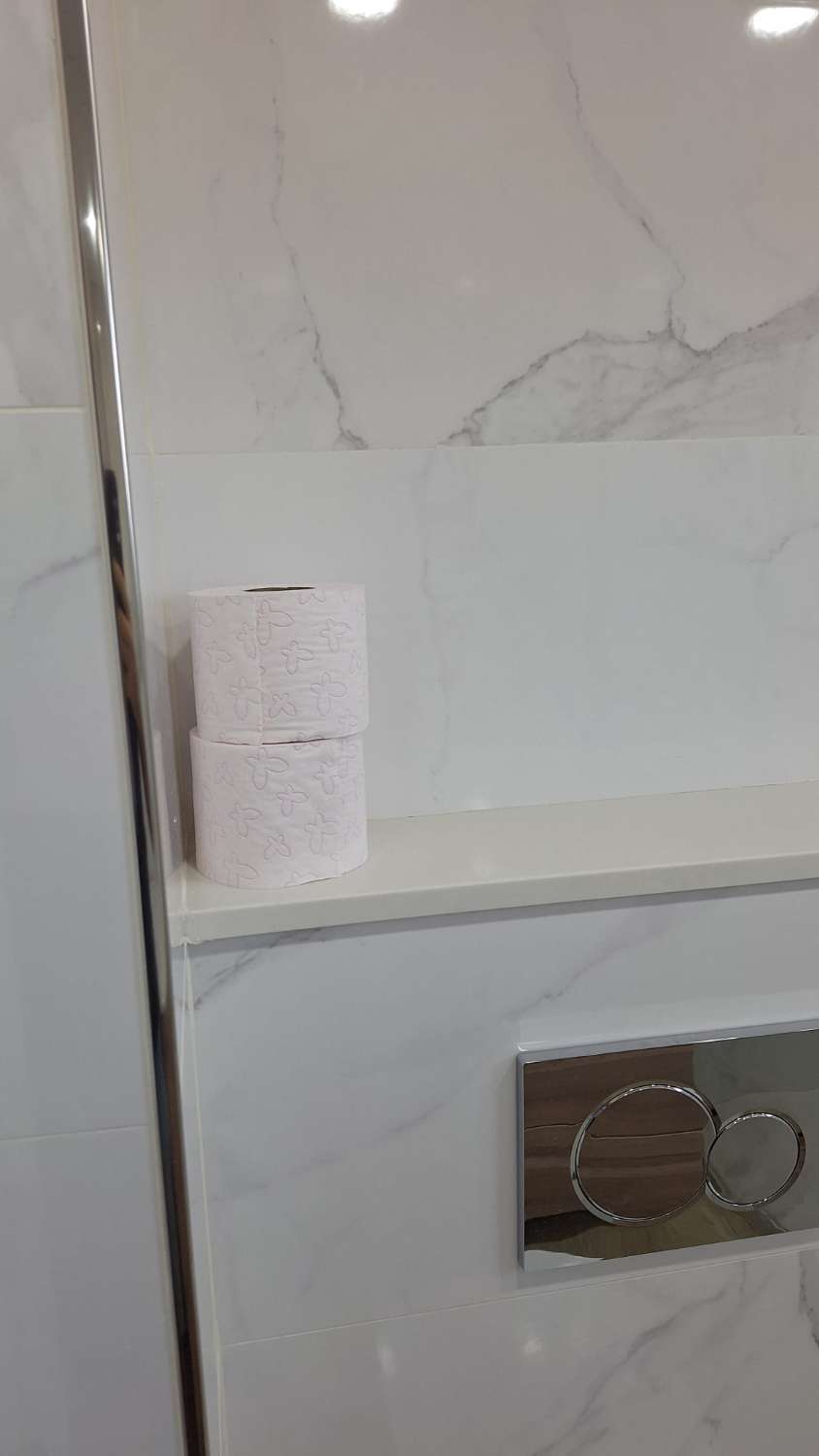 SE ALQUILA DESDE 30/11/26 HASTA 28.03.27  MAGNIFICO APARTAMENTO EN 1ª LINEA CON PRECIOSAS VISTAS AL MAR EN FUENGIROLA