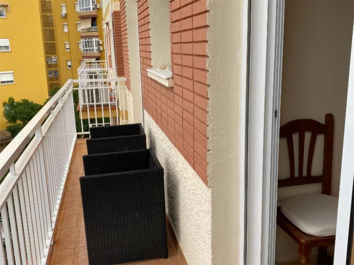 SE VENDE BONITO APARTAMENTO CON LICENCIA TURISTICA EN EL CENTRO DE FUENGIROLA