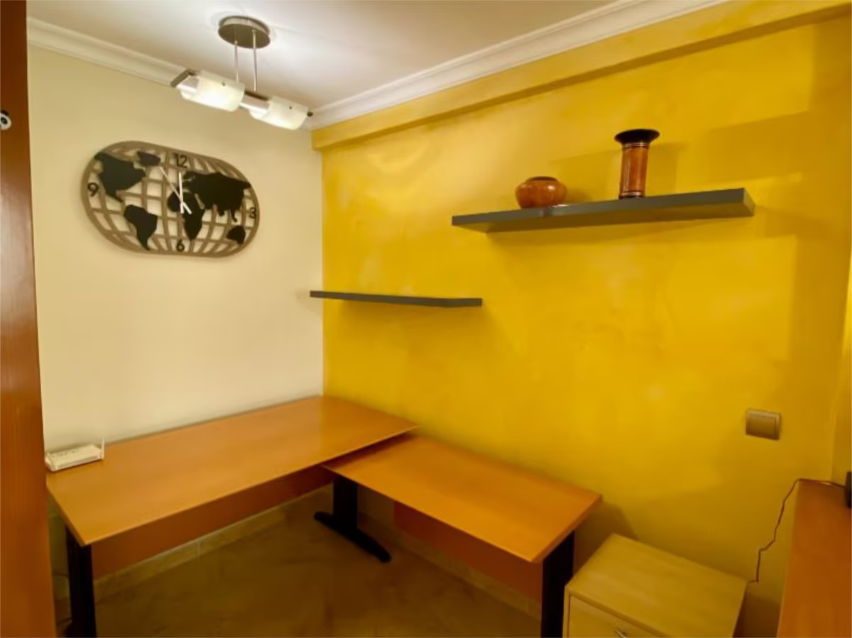 SE VENDE BONITO APARTAMENTO CON LICENCIA TURISTICA EN EL CENTRO DE FUENGIROLA