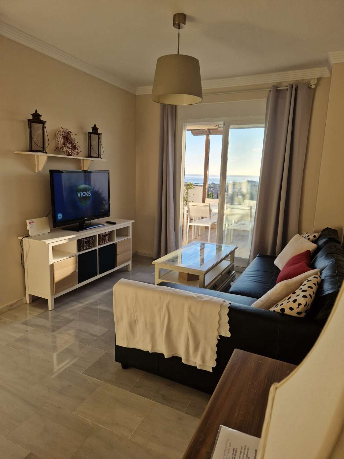 SE ALQUILA BONITO ATICO DESDE AHORA -15.6.26 Y DESDE 1.10.26-15.6.27 EN MIJAS