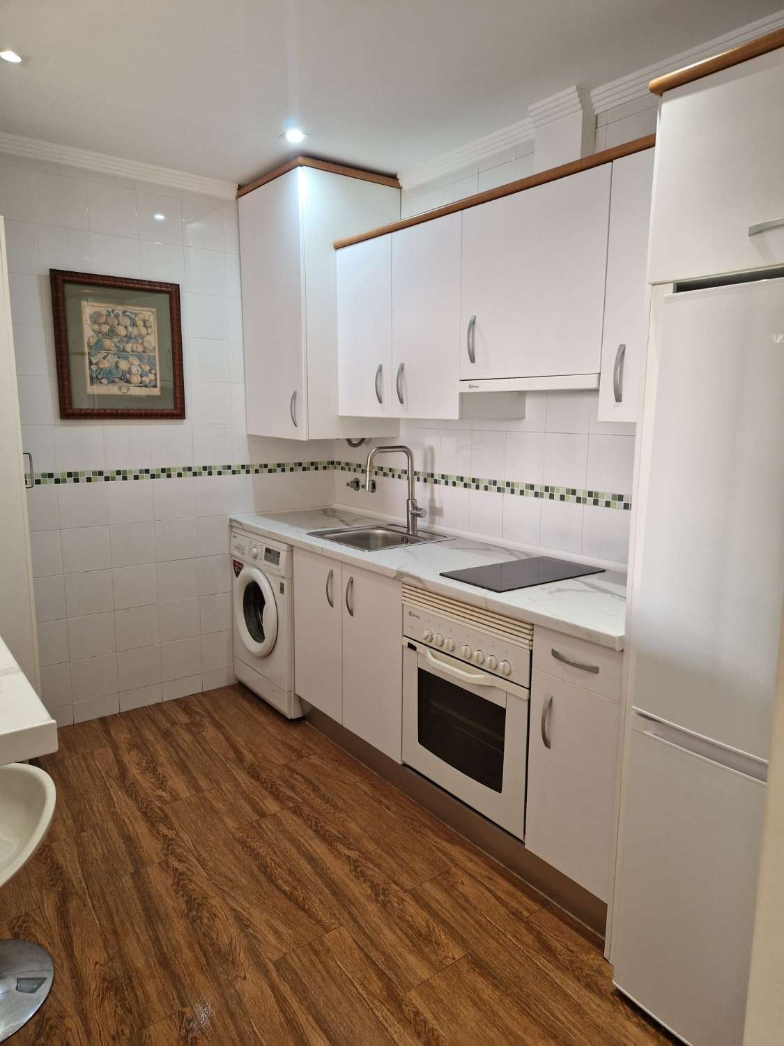 SE ALQUILA BONITO ATICO DESDE AHORA -15.6.26 Y DESDE 1.10.26-15.6.27 EN MIJAS